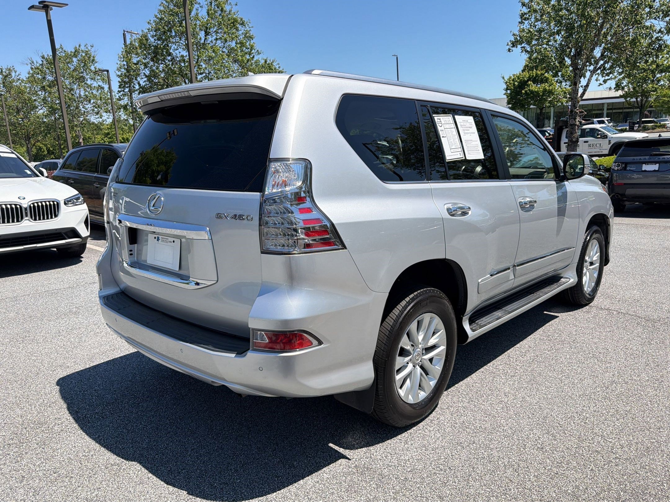 Used 2015 Lexus GX 460 w/ Premium Package AWD/4WD image 9