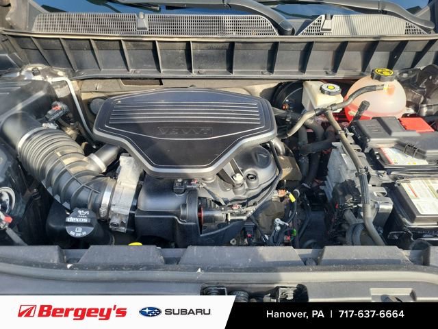 Used 2017 GMC Acadia SLE w/ Driver Alert Package I image 15