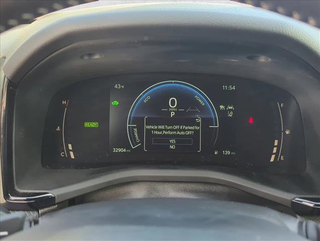 Used 2025 Toyota Camry SE w/ Convenience Package image 9