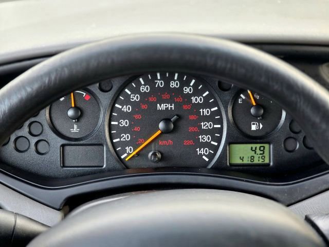 Used 2004 Ford Focus SE image 13