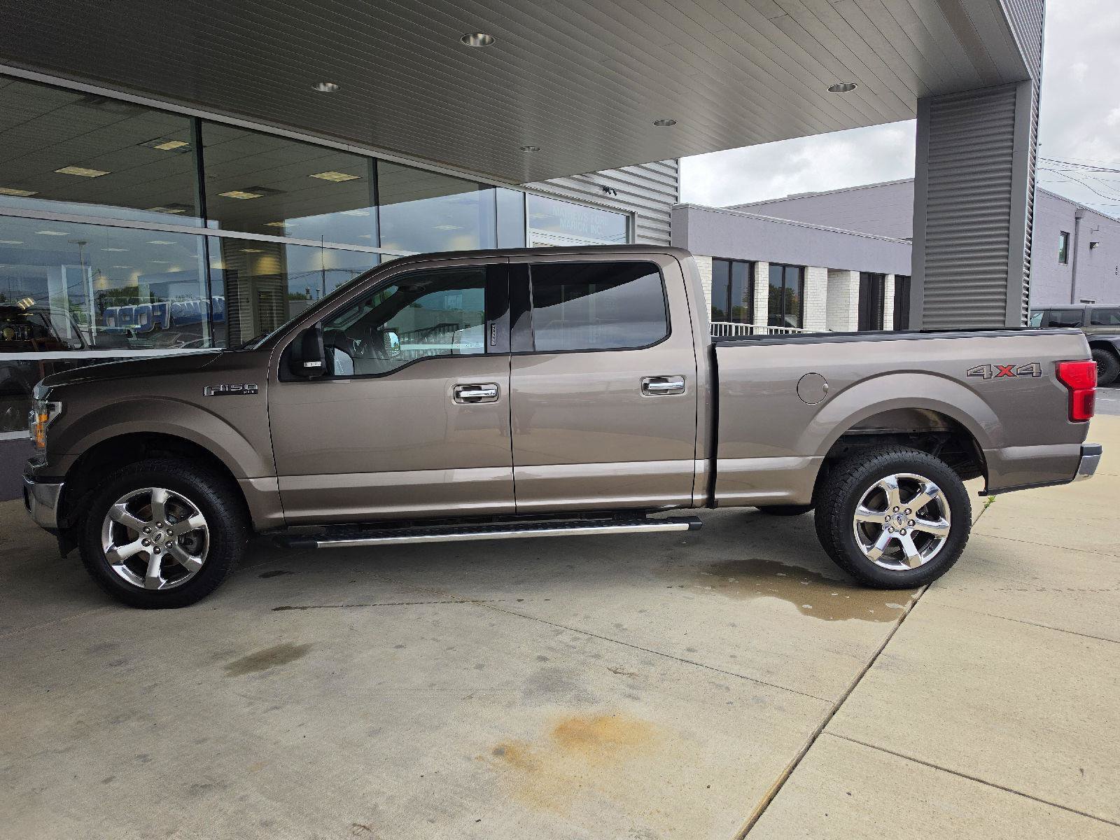 Used 2020 Ford F150 4x4 SuperCrew image 2