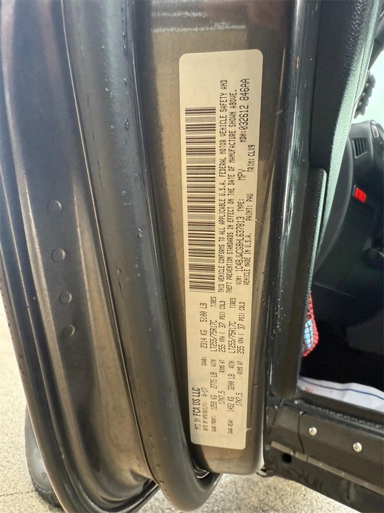 Used 2017 Jeep Wrangler Rubicon image 30