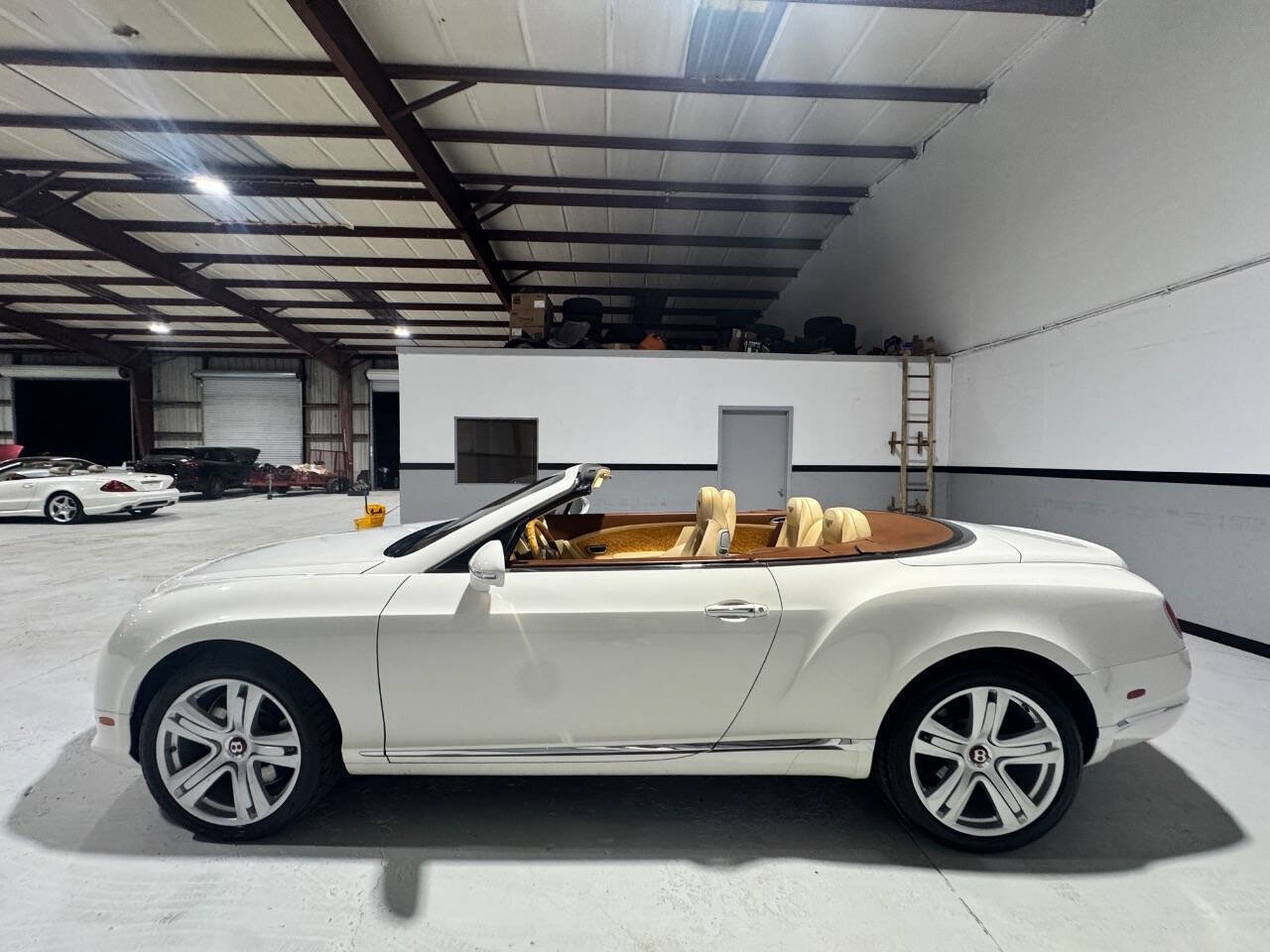 Used 2013 Bentley Continental GT image 17