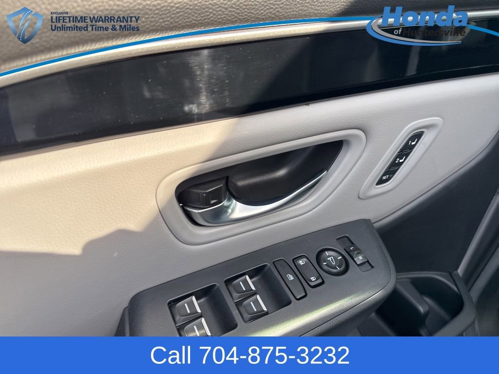 Used 2025 Honda Pilot EX-L image 20