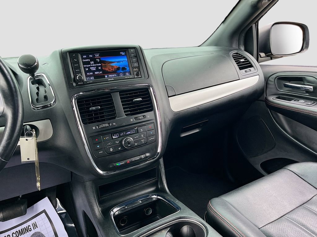 Certified 2018 Dodge Grand Caravan GT FWD image 22