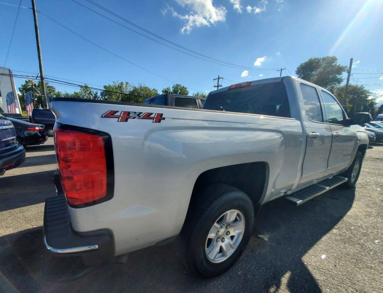 Used 2018 Chevrolet Silverado 1500 LT w/ All Star Edition image 5