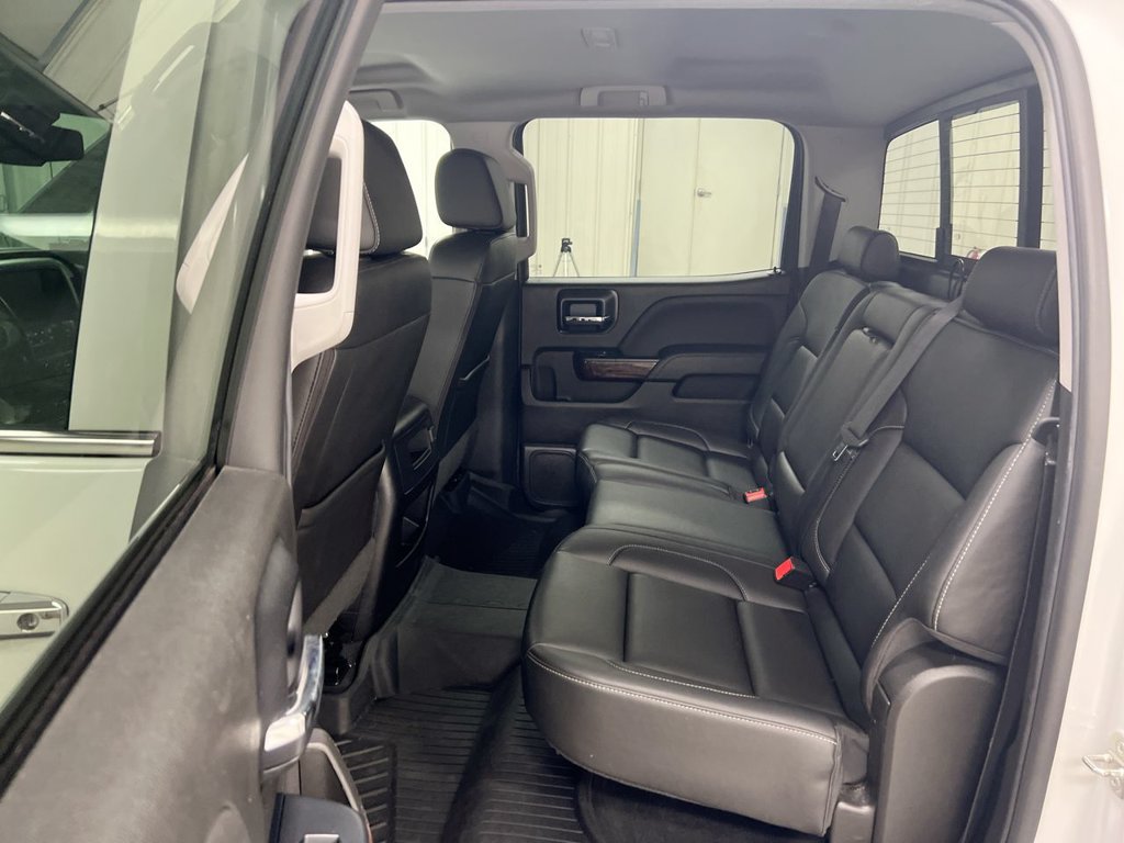 Used 2018 GMC Sierra 1500 SLT AWD/4WD image 23