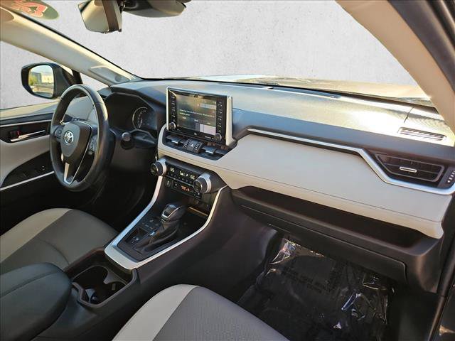 Used 2021 Toyota RAV4 Limited FWD image 24