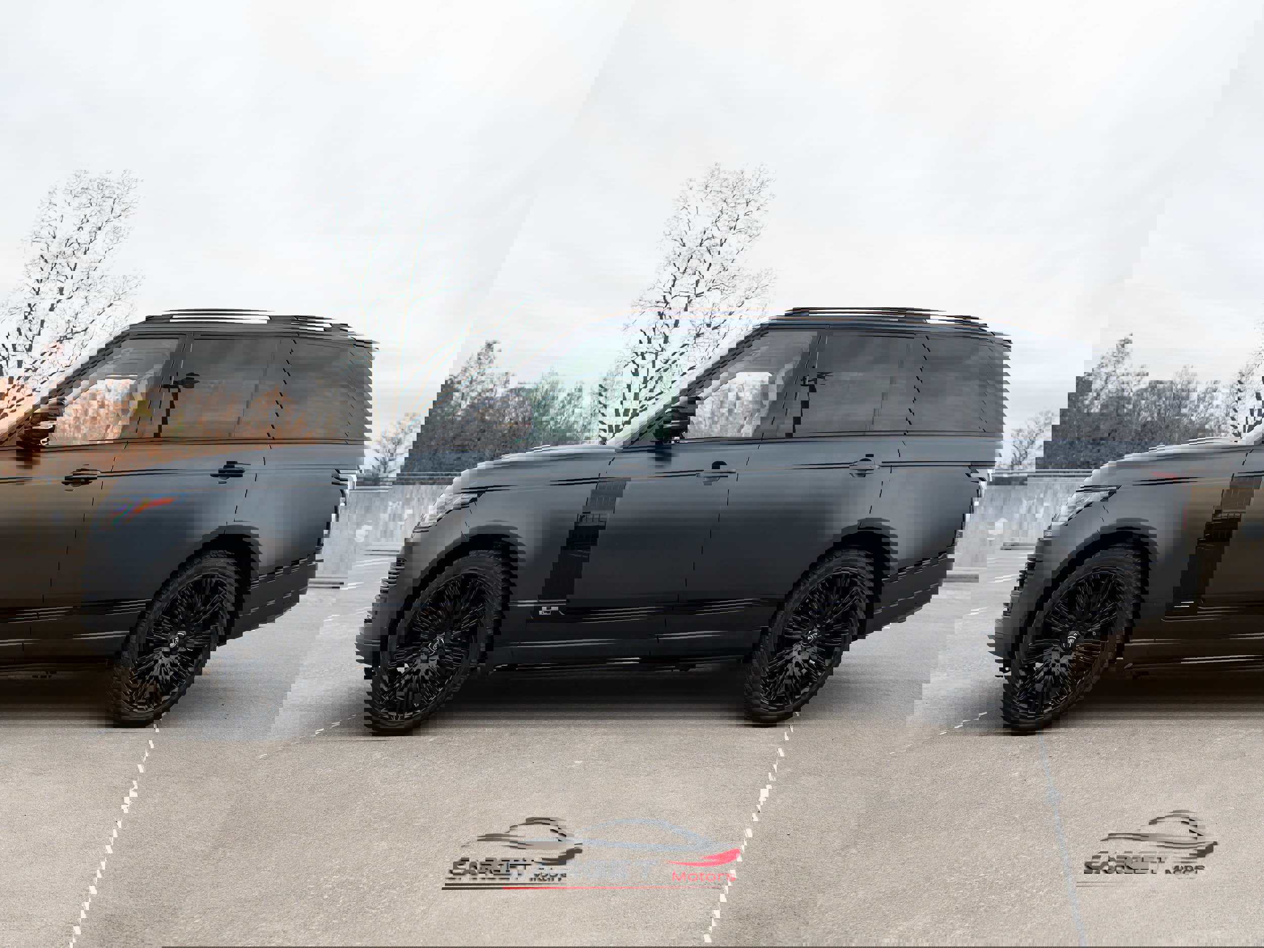 Used 2020 Land Rover Range Rover Long Wheelbase HSE image 4