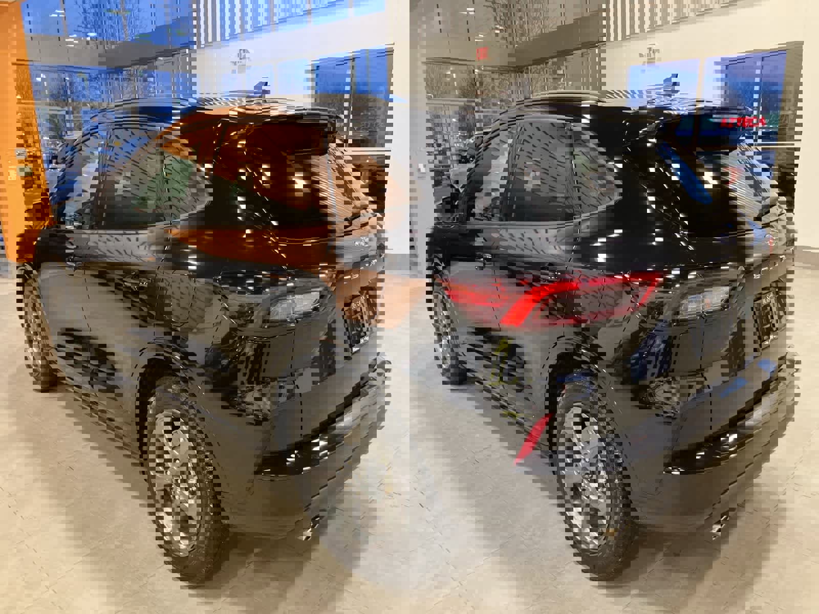 Used 2023 Ford Escape ST-Line w/ Cold Weather Package image 7