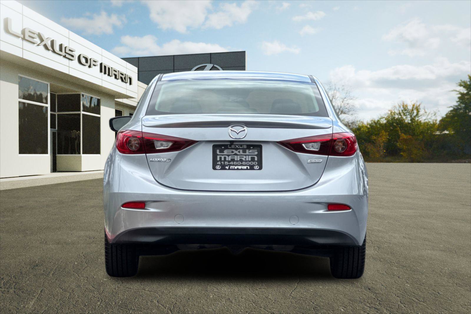 Used 2018 MAZDA MAZDA3 Touring FWD image 9