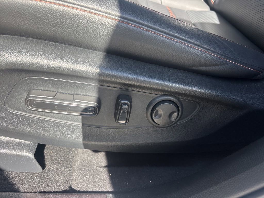 Used 2025 Honda CR-V Sport-L image 5