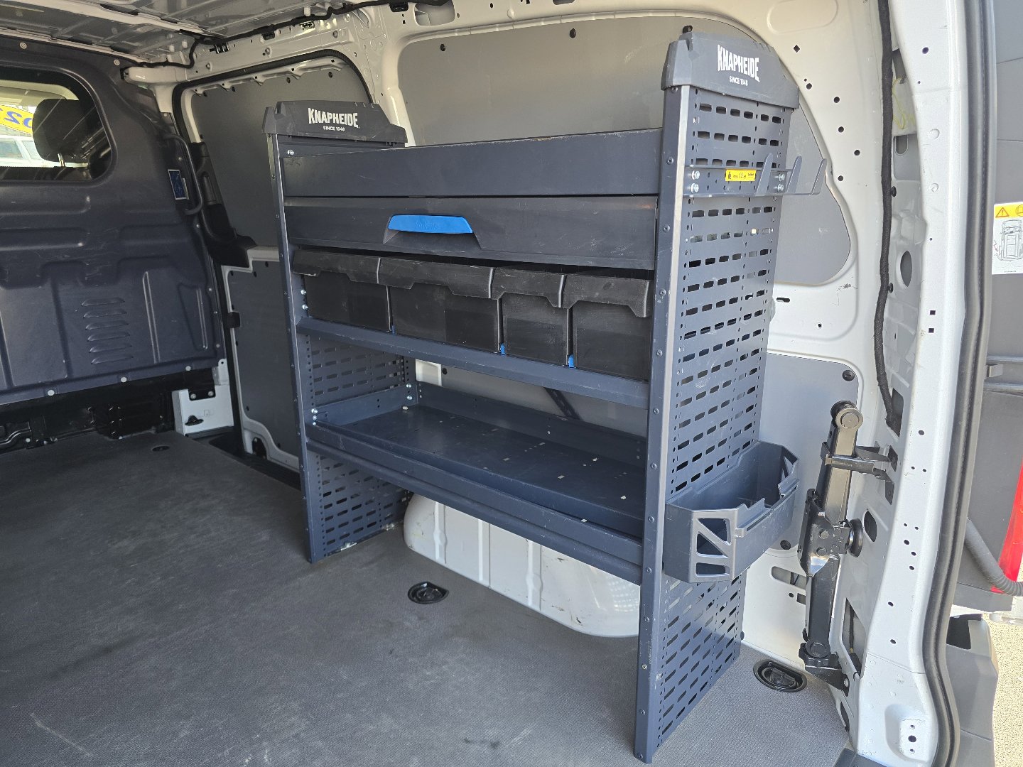 Used 2022 Mercedes-Benz Metris image 25