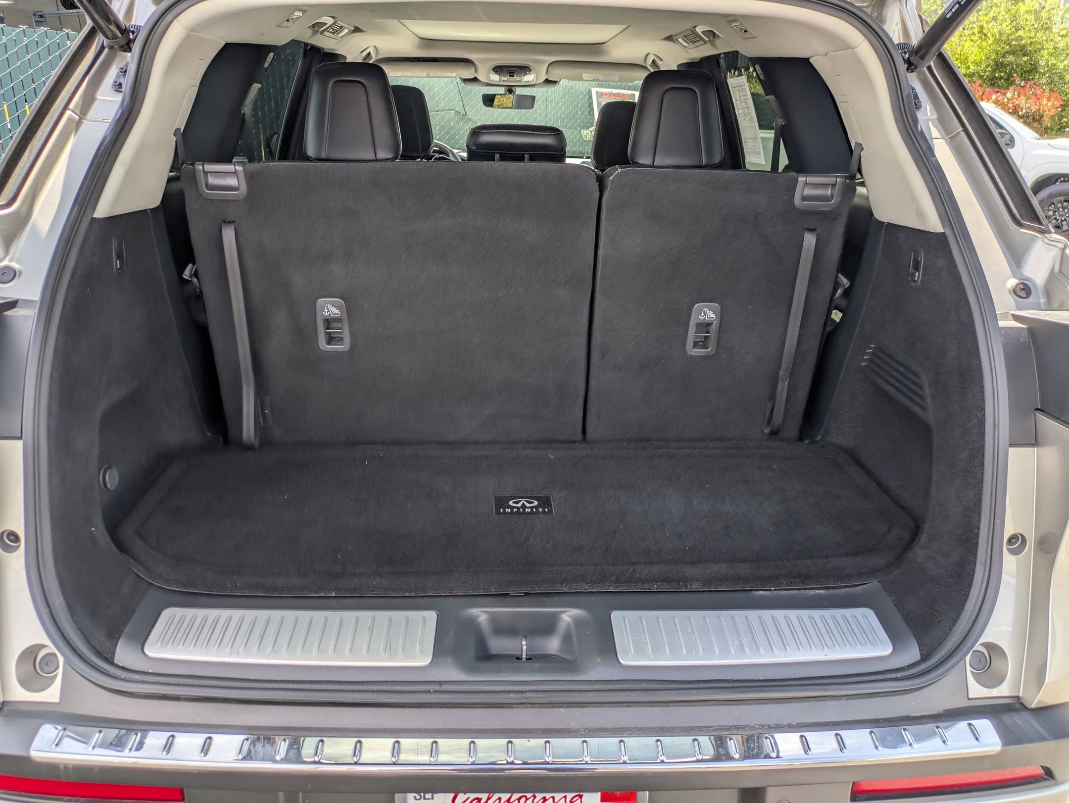 Used 2023 INFINITI QX60 Luxe w/ Performance Audio Package image 19