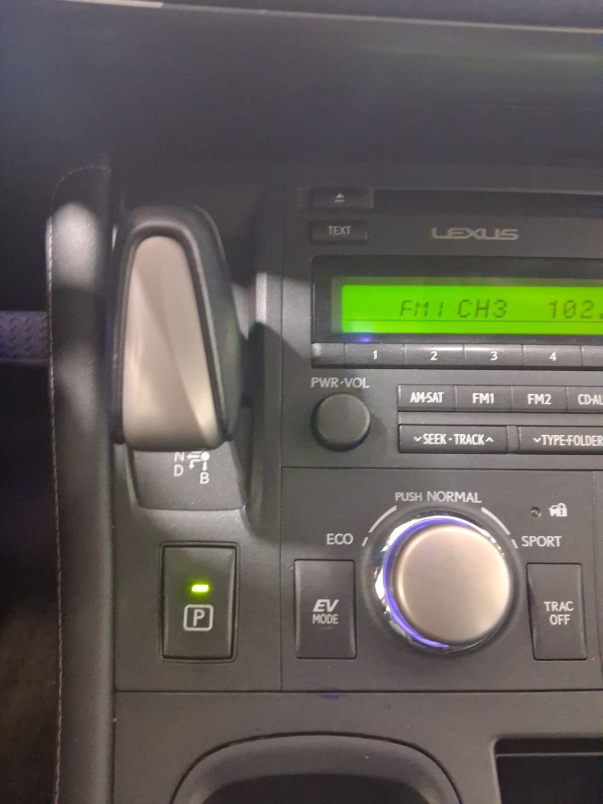 Used 2016 Lexus CT 200h w/ Seat Comfort Package image 27