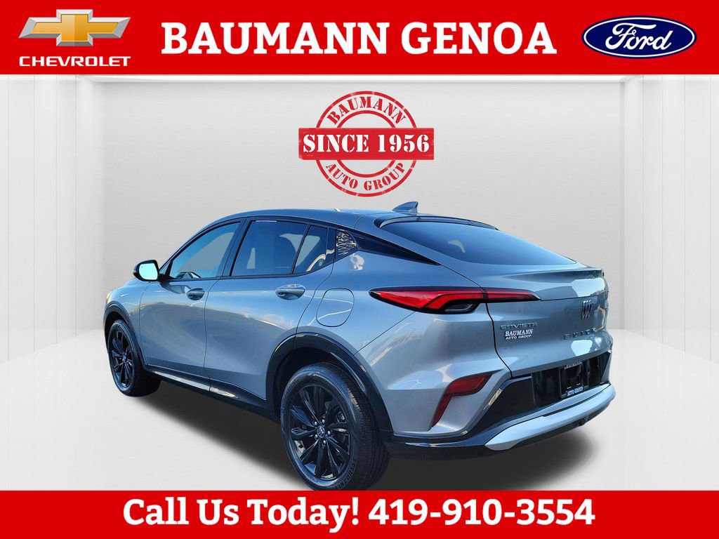 Used 2024 Buick Envista Sport Touring w/ Convenience I Package FWD image 8