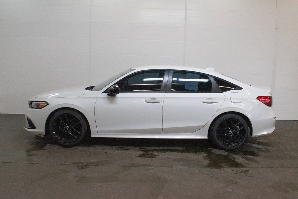Used 2023 Honda Civic Sport image 7