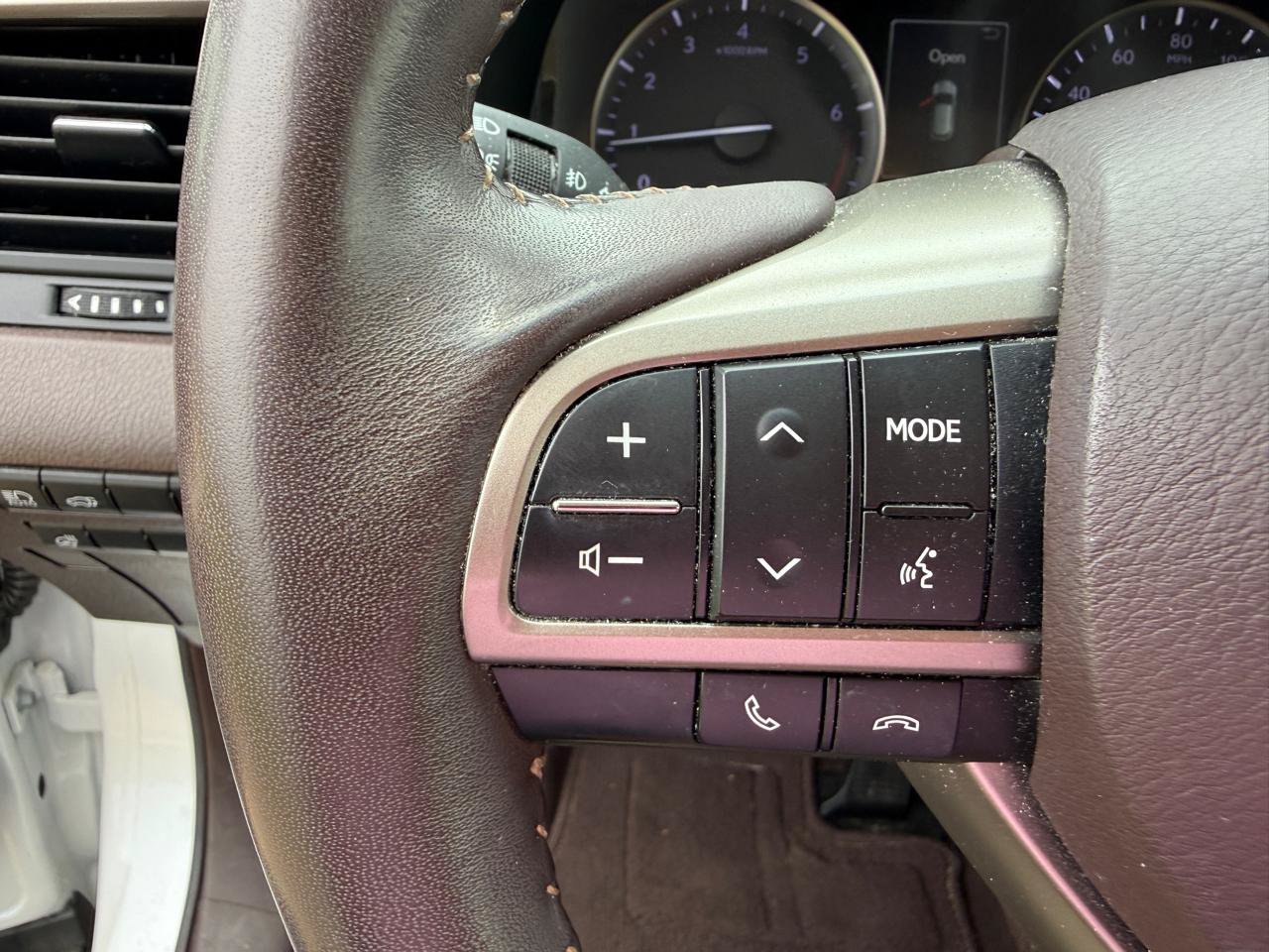 Used 2019 Lexus RX 350 FWD w/ Navigation Package image 24