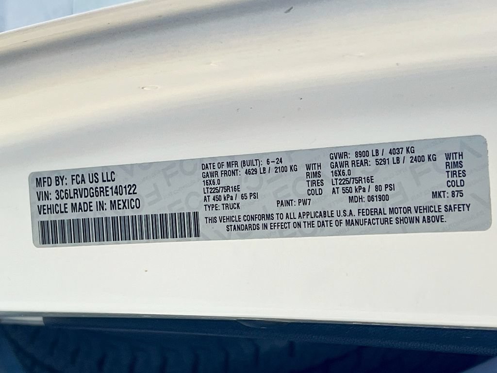 Used 2024 RAM ProMaster 2500 w/ Convenience Group FWD image 29