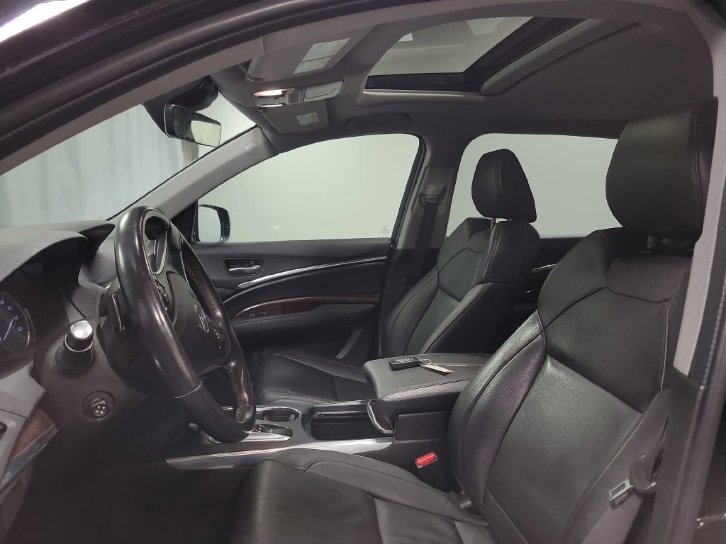 Used 2018 Acura MDX FWD image 15