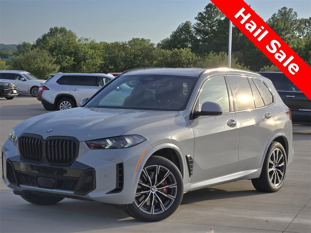 Used 2024 BMW X5 xDrive40i w/ M Sport Package image 2