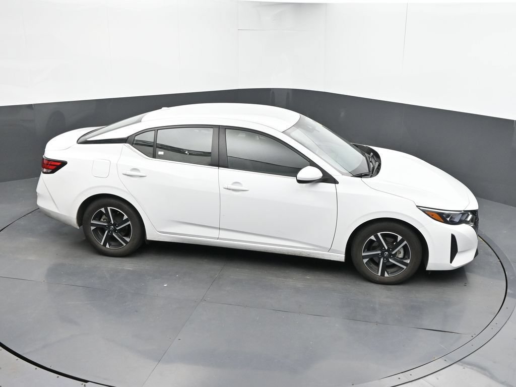 Used 2024 Nissan Sentra SV FWD image 15