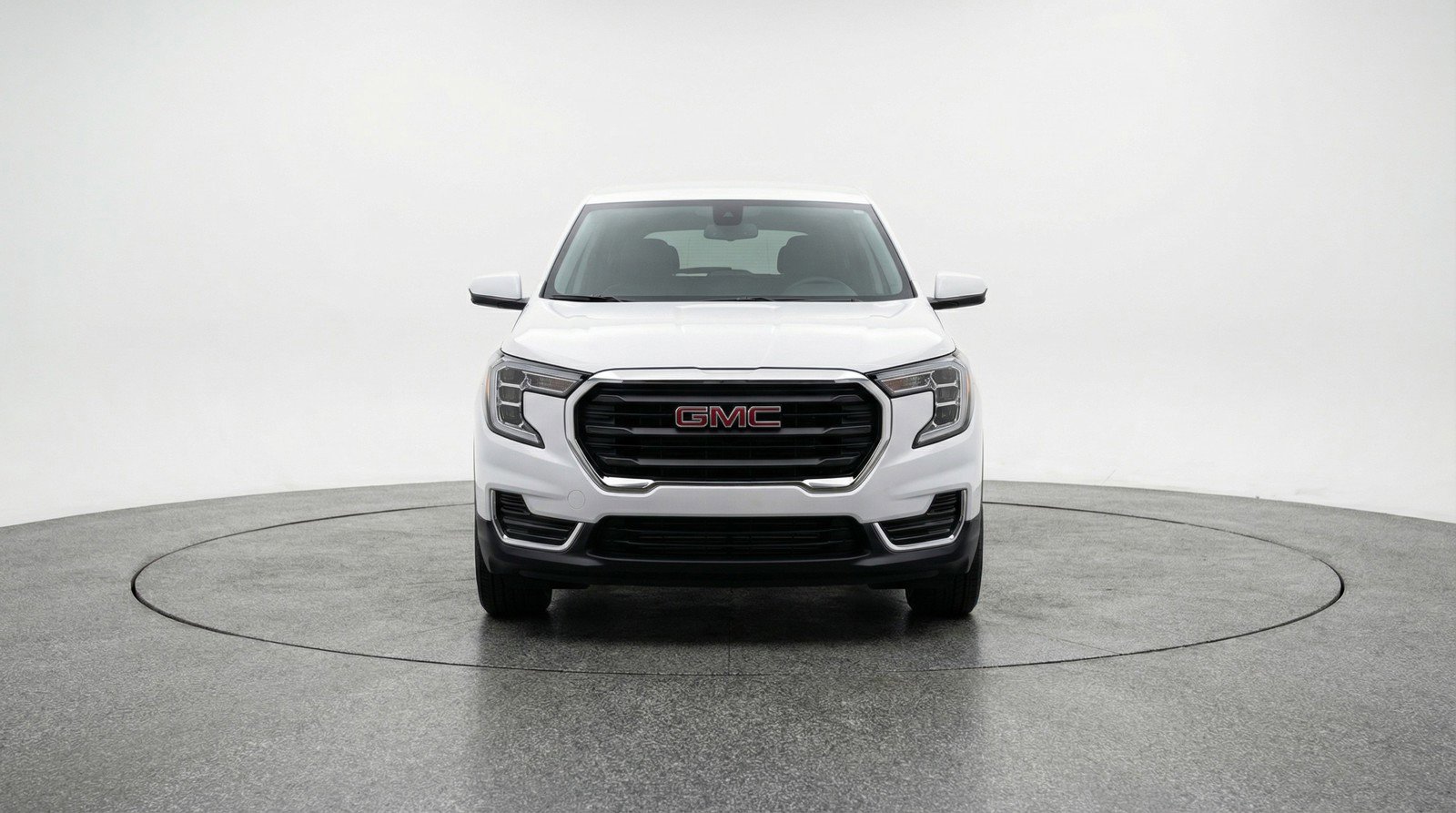 Used 2024 GMC Terrain SLE image 2