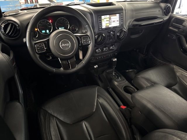 Used 2015 Jeep Wrangler Unlimited Sahara AWD/4WD image 5