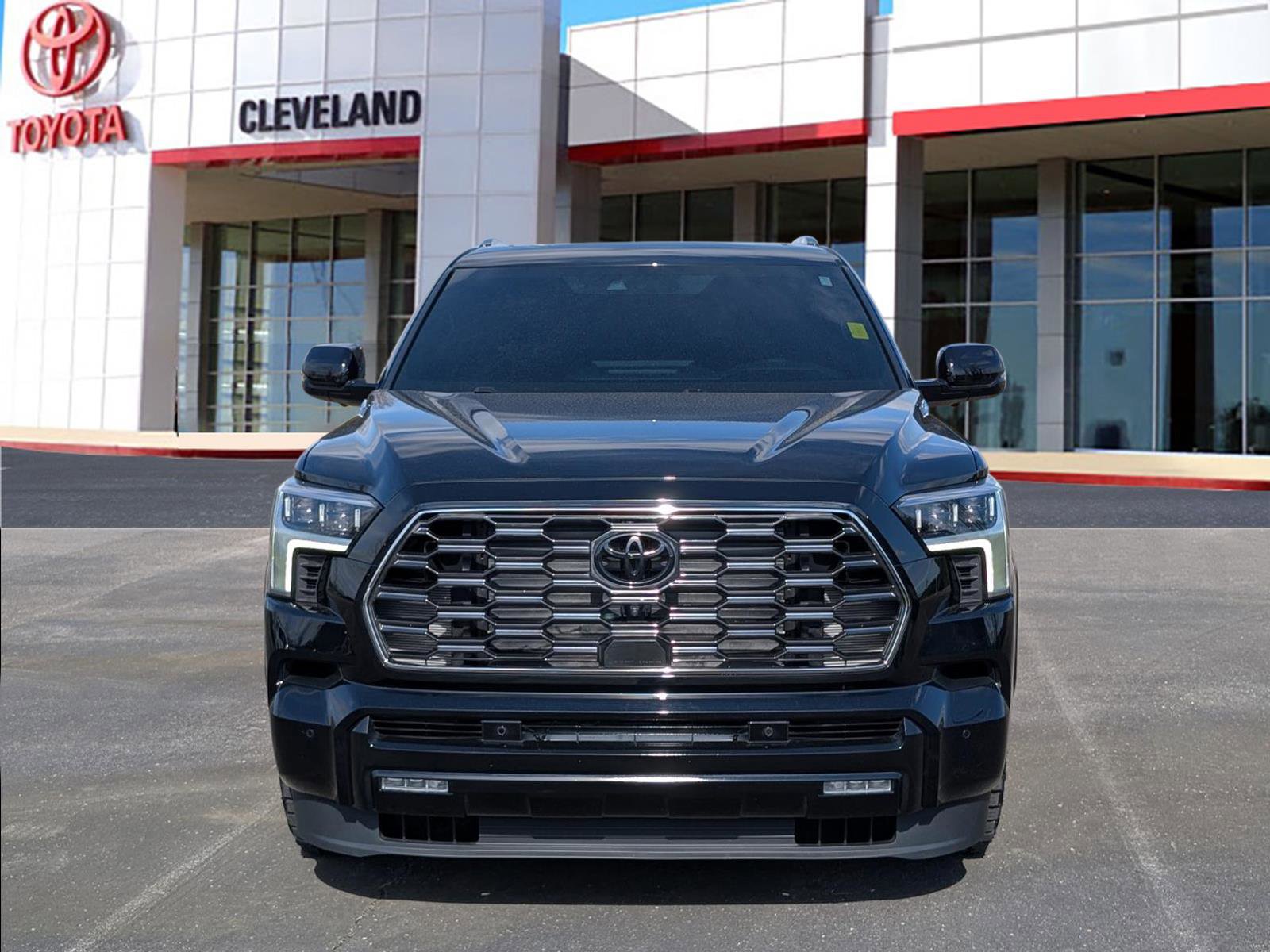 Used 2026 Toyota Sequoia Platinum image 3