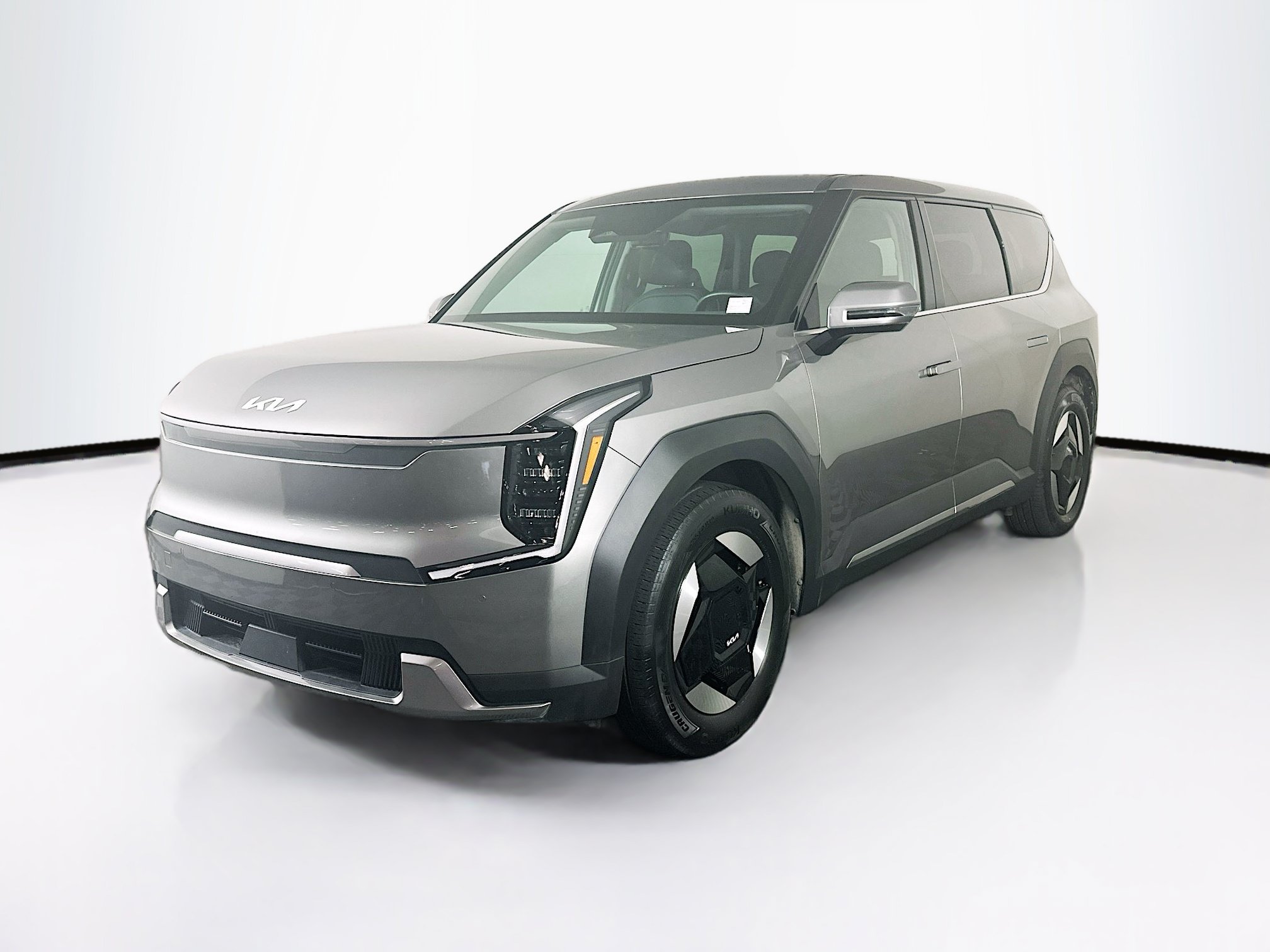 Used 2024 Kia EV9 Light RWD image 3