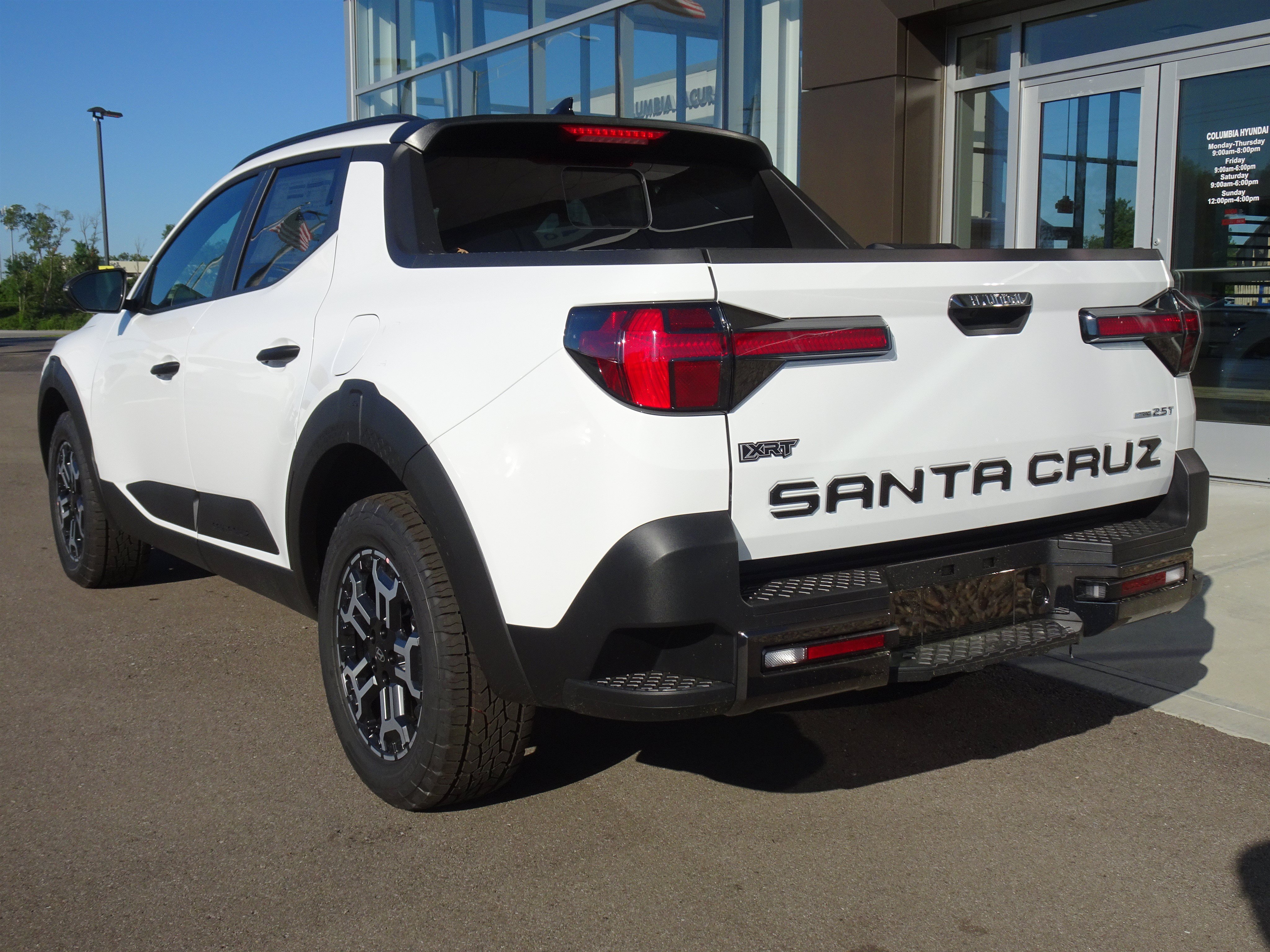 New 2026 Hyundai Santa Cruz XRT AWD/4WD image 3