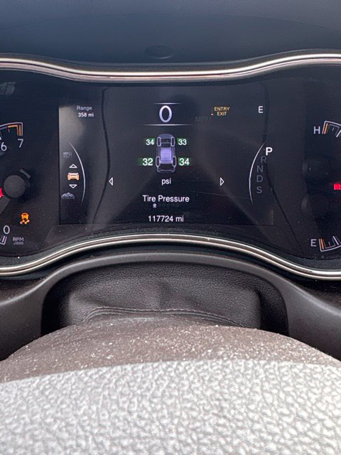 Used 2014 Jeep Grand Cherokee Summit AWD/4WD image 12
