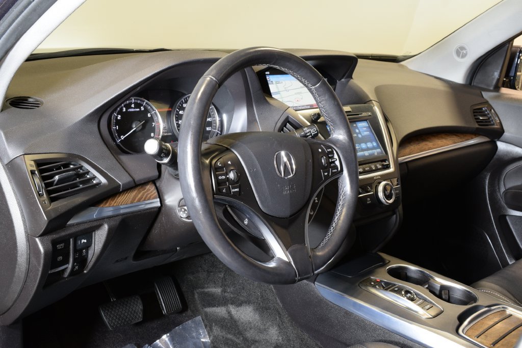 Used 2020 Acura MDX w/ Technology Package AWD/4WD image 7