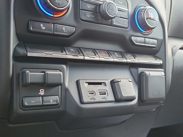 Used 2019 Chevrolet Silverado 1500 LT w/ All-Star Edition RWD image 24