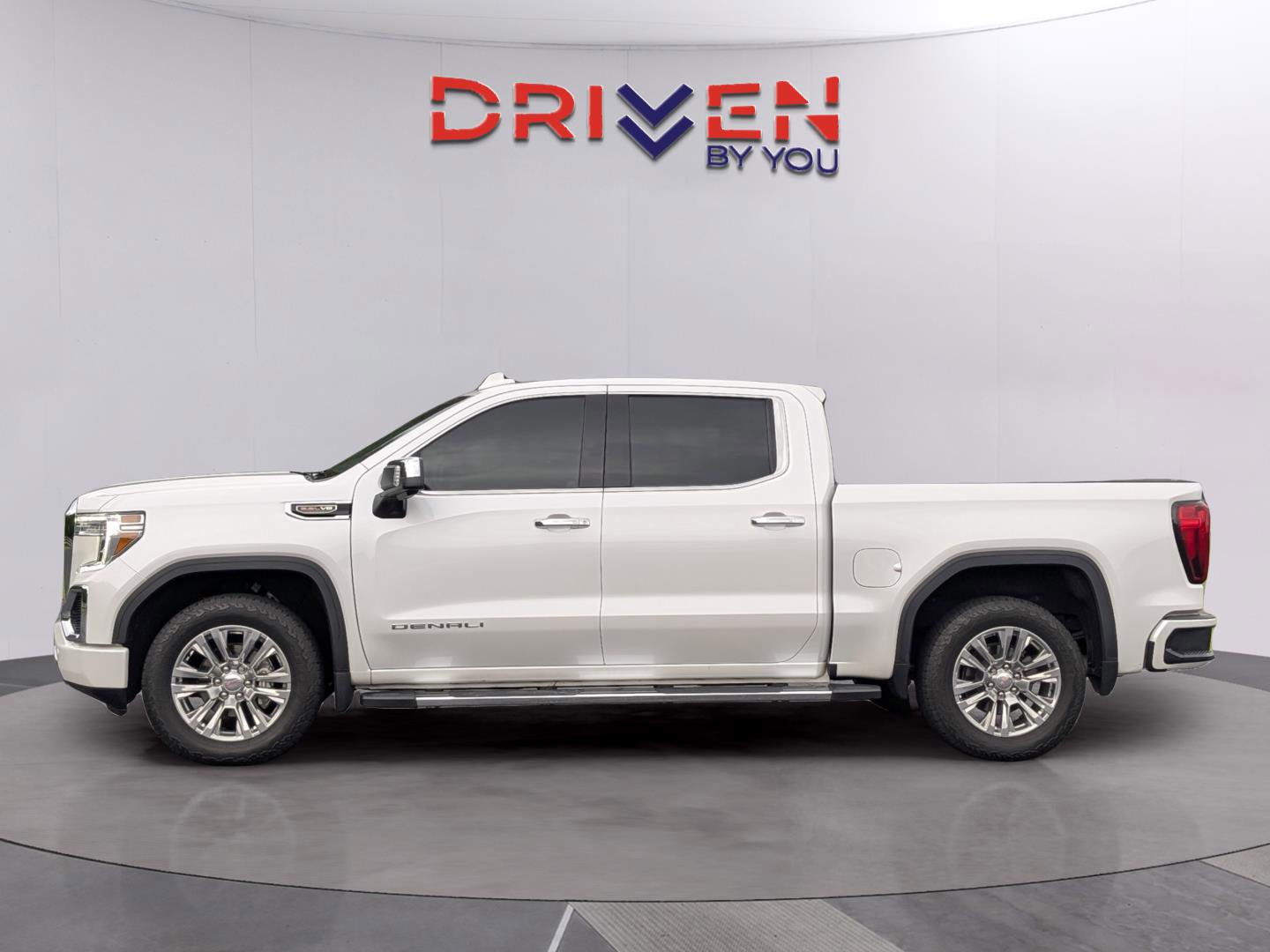 Used 2022 GMC Sierra 1500 Denali w/ Driver Alert Package II AWD/4WD image 2