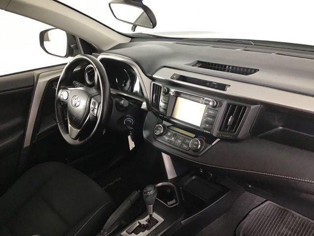Used 2016 Toyota RAV4 XLE AWD/4WD image 21