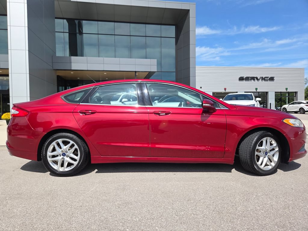 Used 2013 Ford Fusion SE FWD image 23