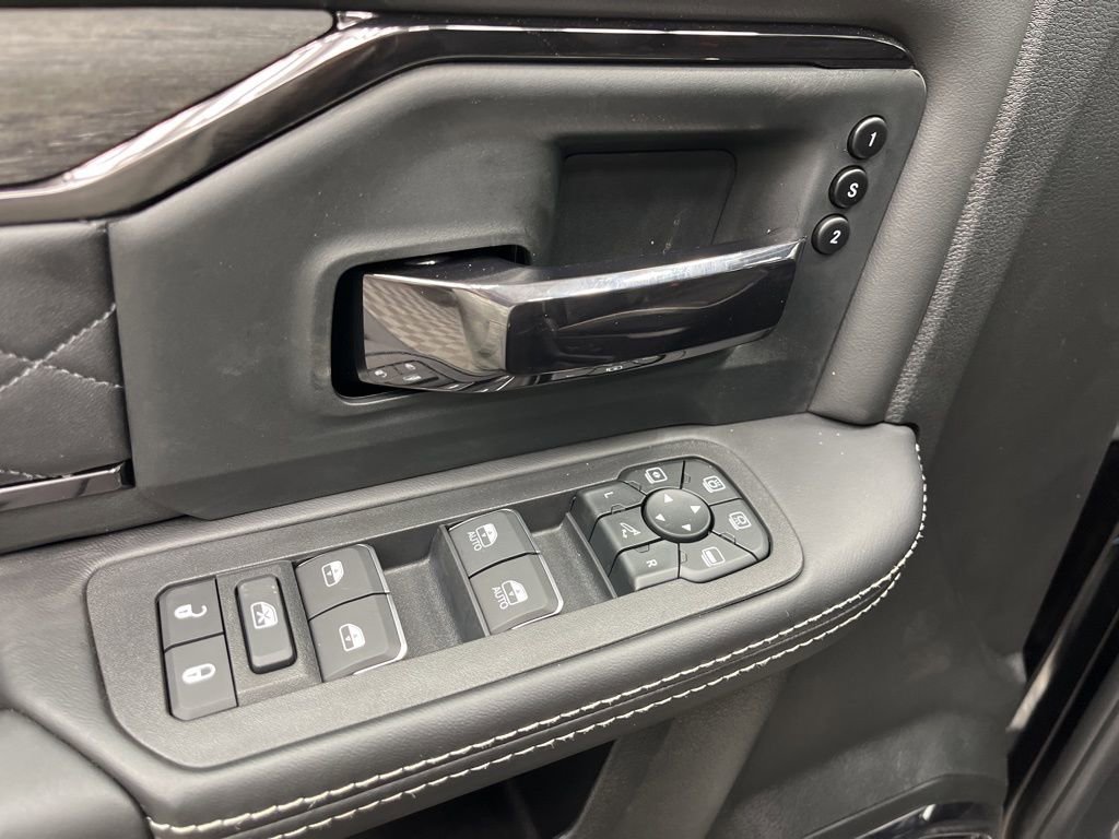 New 2026 RAM 3500 Limited image 8