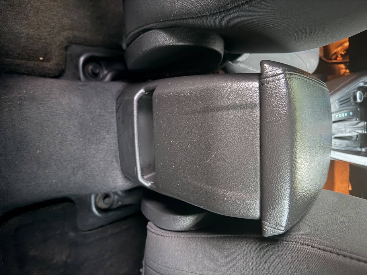 Used 2017 Ford Focus SE FWD image 17