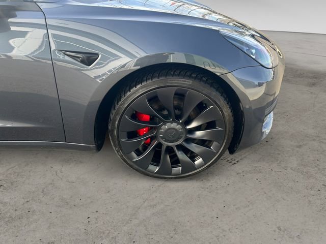 Used 2022 Tesla Model 3 Performance image 14
