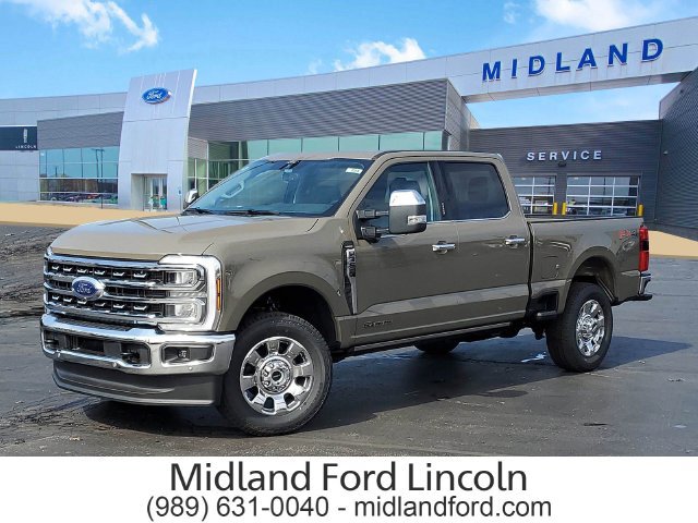 New 2026 Ford F350 Lariat w/ Lariat Premium Package