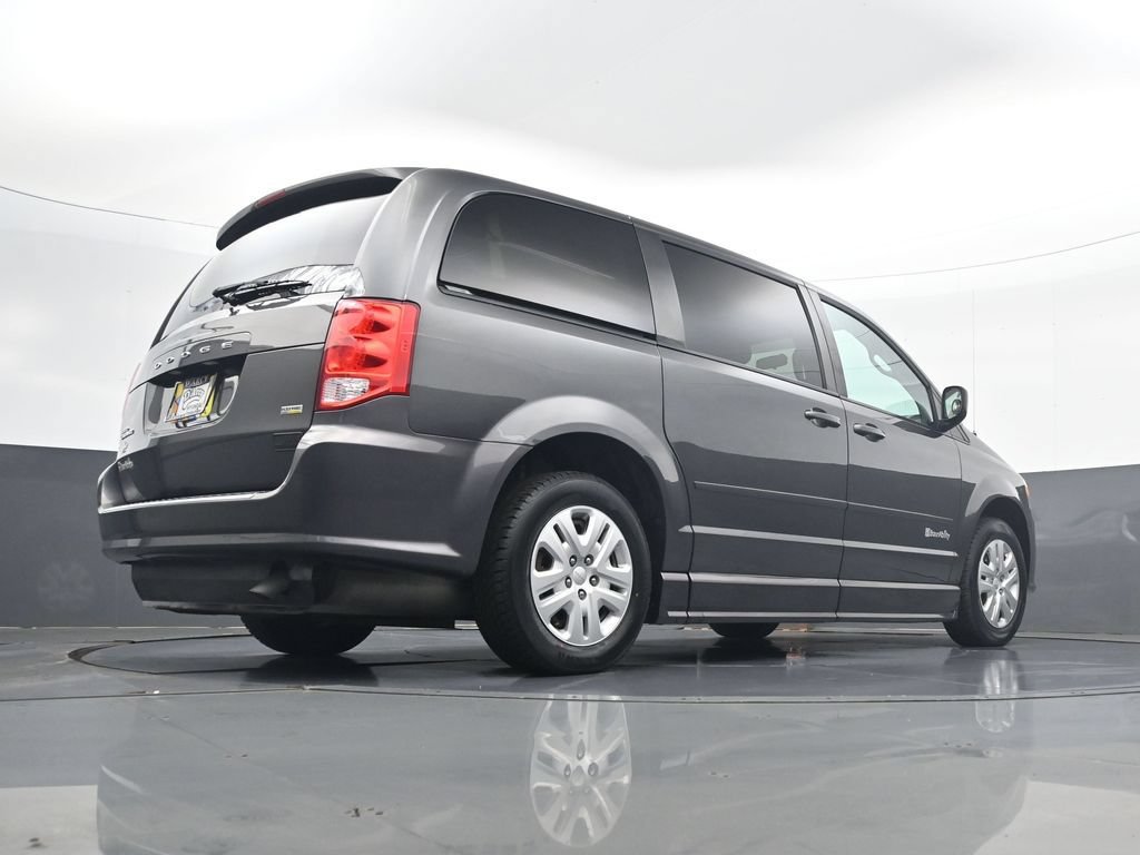 Used 2016 Dodge Grand Caravan SE w/ Quick Order Package 29E SE FWD image 27