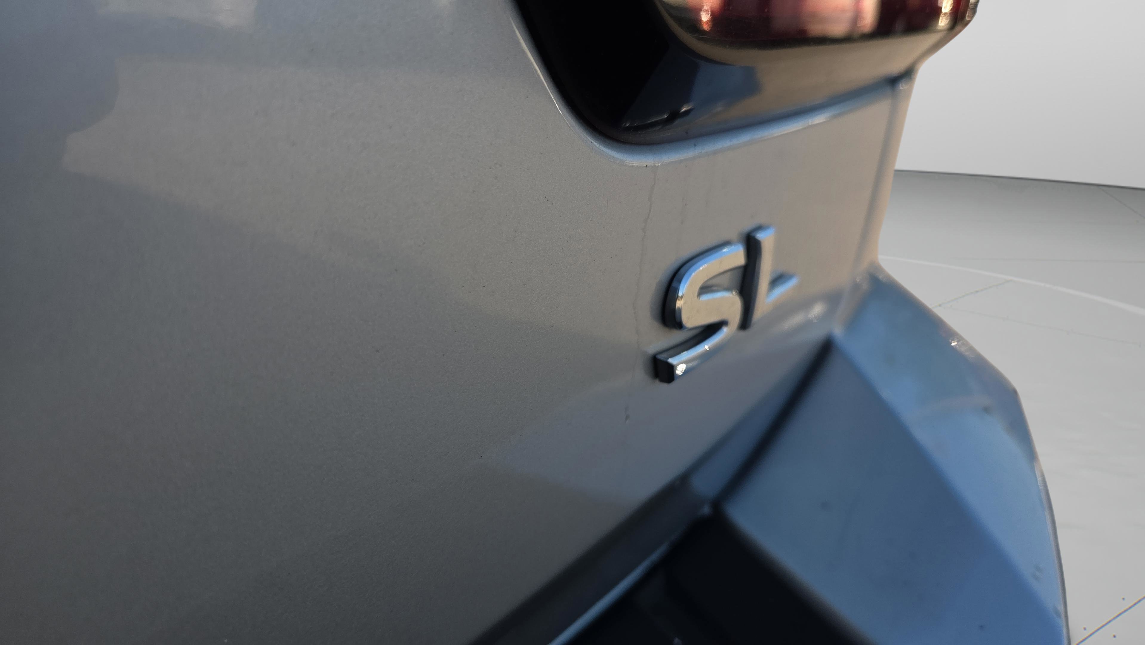 Used 2024 Nissan Armada SL w/ Captain's Chairs Package image 17