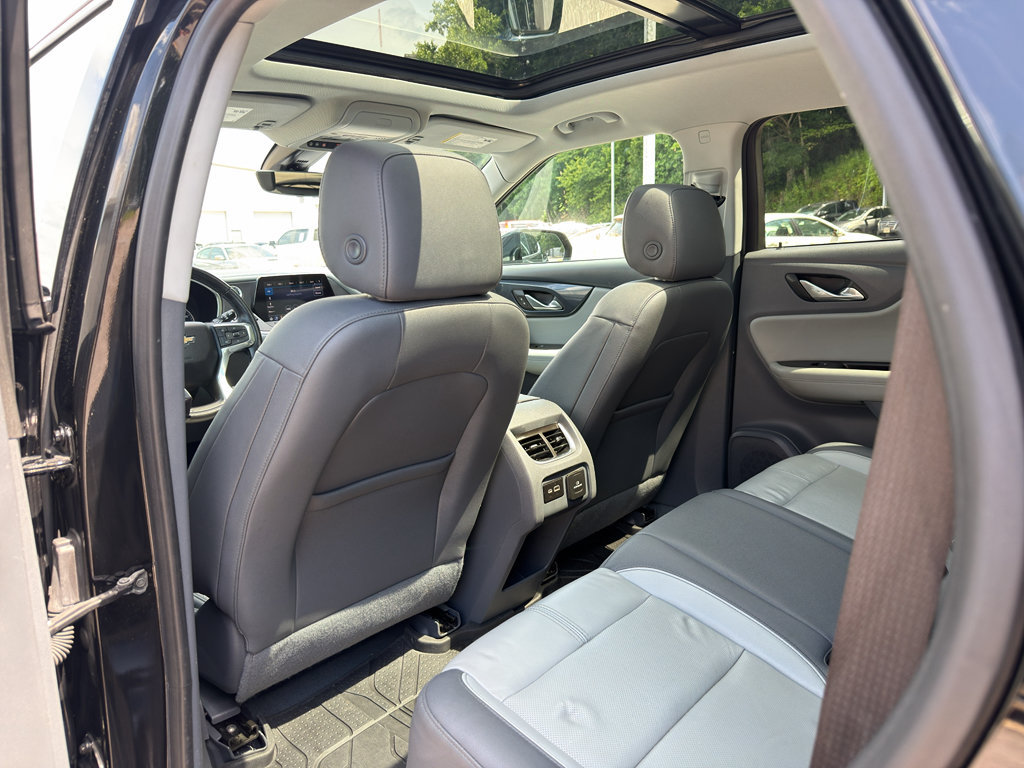Used 2019 Chevrolet Blazer LT w/ Sun and Wheels Package FWD image 13