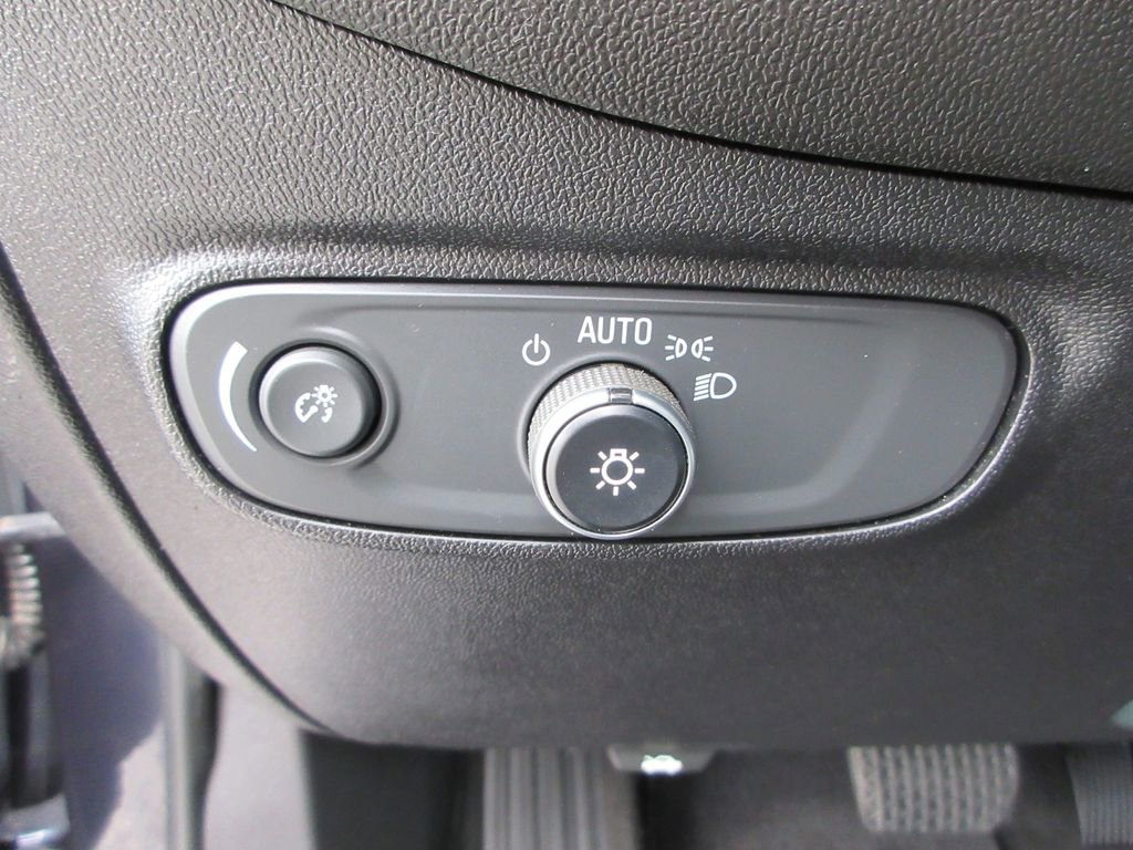 Certified 2019 Chevrolet Equinox LT FWD image 23