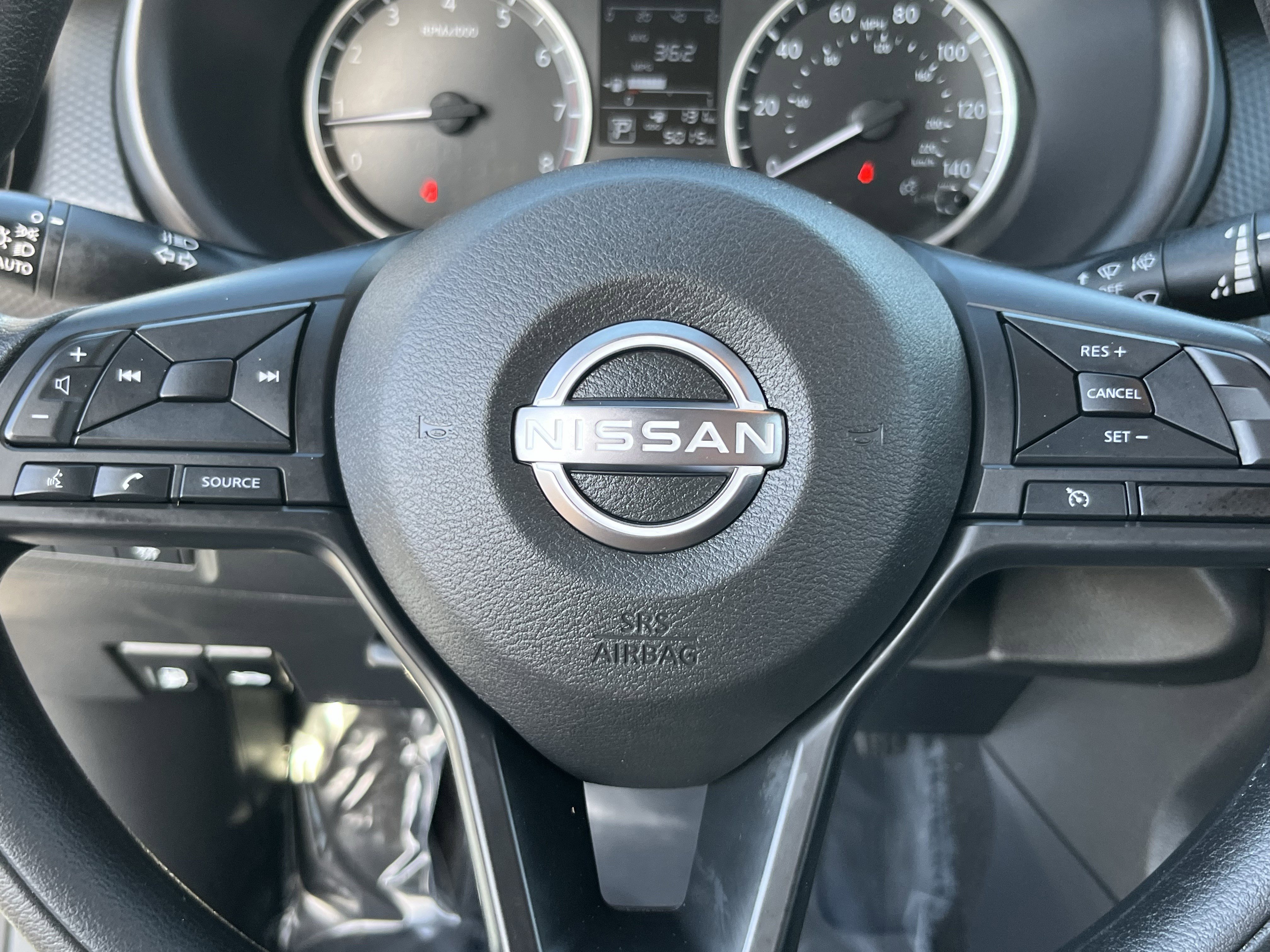 Used 2025 Nissan Kicks Play S image 16