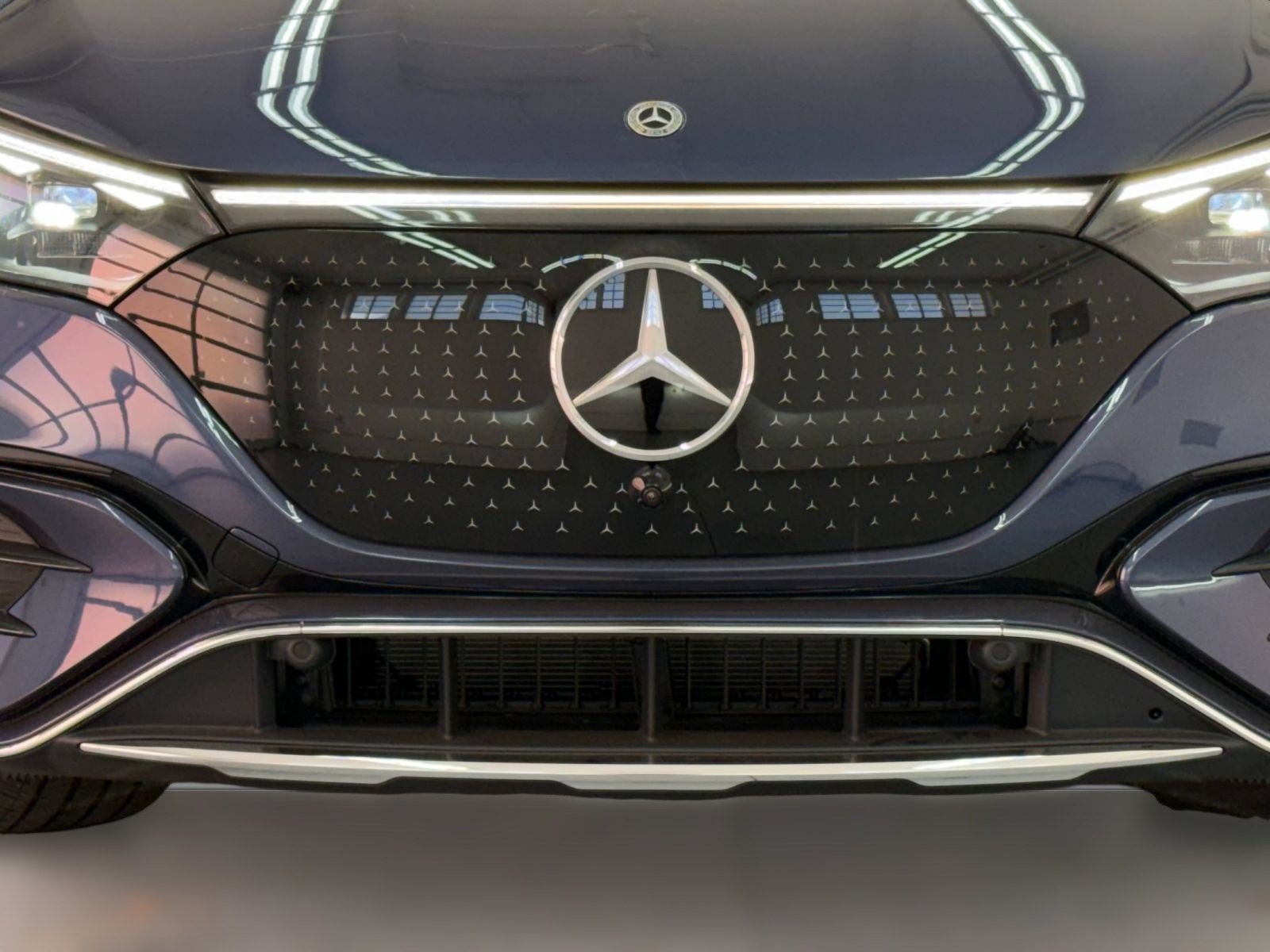 New 2027 Mercedes-Benz EQE 320 4MATIC SUV image 25