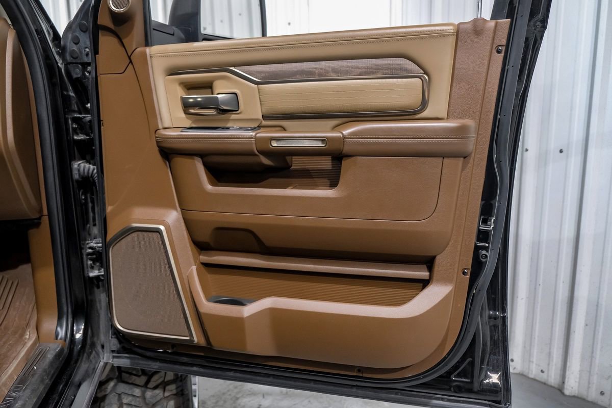 Used 2024 RAM 2500 Limited w/ Safety Group image 45