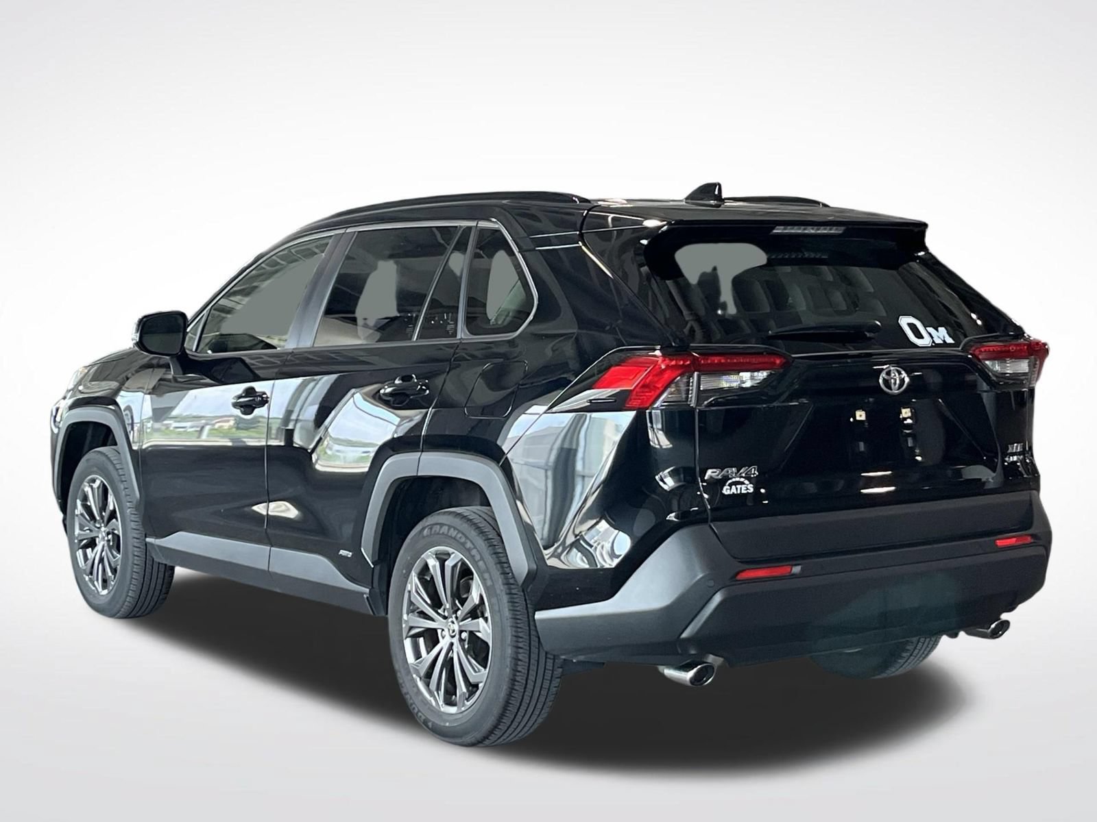 Used 2025 Toyota RAV4 XLE Premium w/ Weather Package AWD/4WD image 7