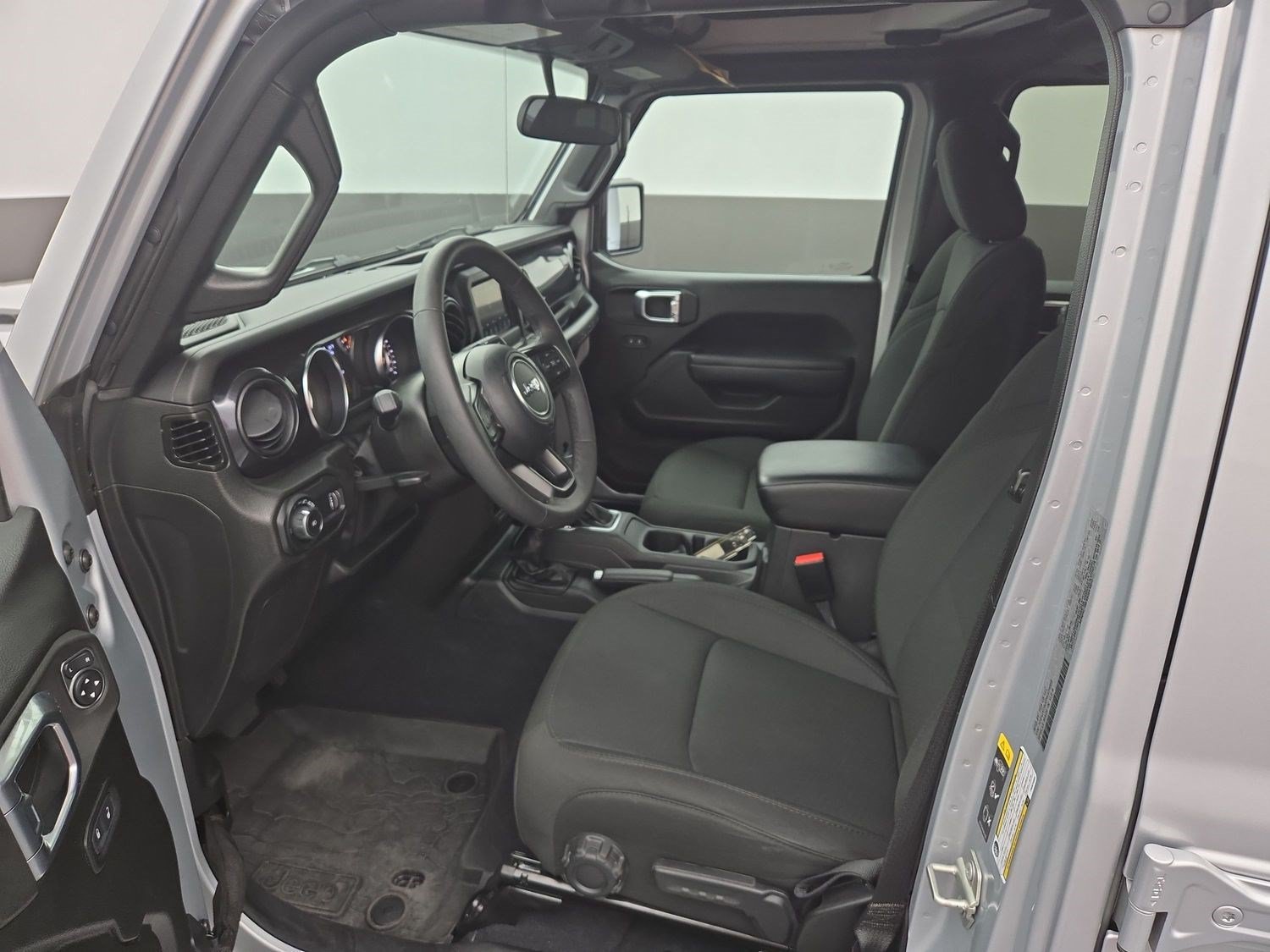 Used 2023 Jeep Wrangler Unlimited Sport AWD/4WD image 16